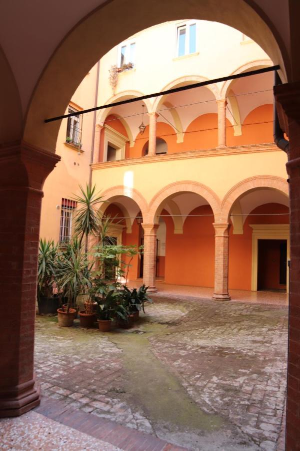 Il Chiostro Hotel โบโลญญา ภายนอก รูปภาพ